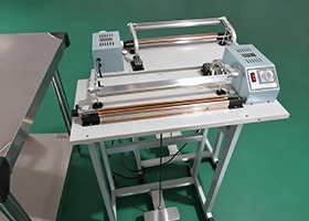 Custom mold tooling and CAD prototyping station